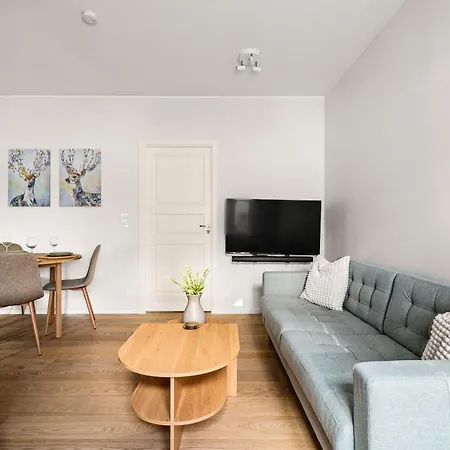 Light & Modern,