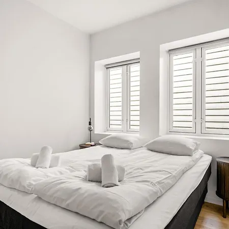 Apartment Light & Modern,