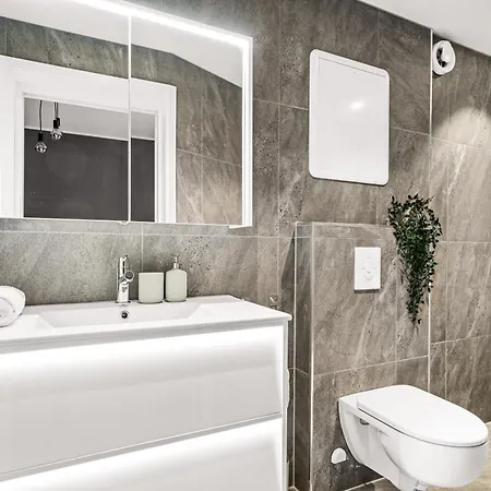 Light & Modern, Bergen