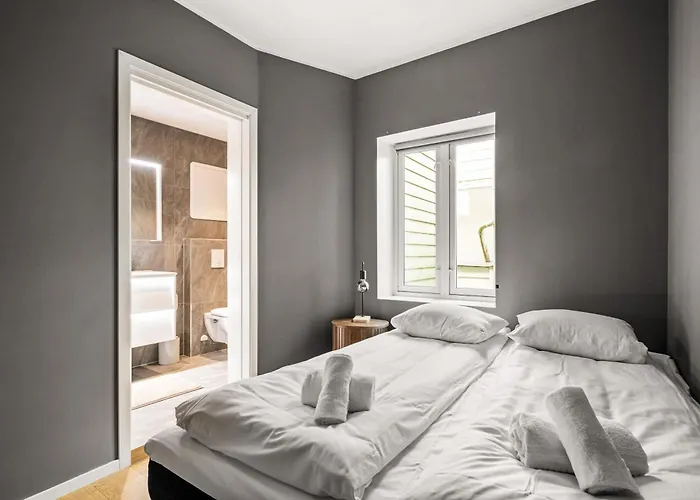 Light & Modern, Μπέργκεν