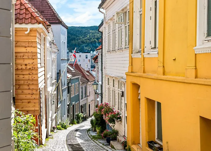 Light & Modern, Leilighet *